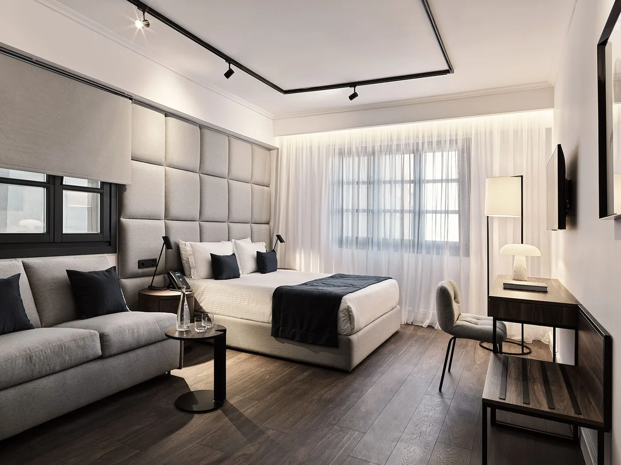 The same bedroom before the redesign